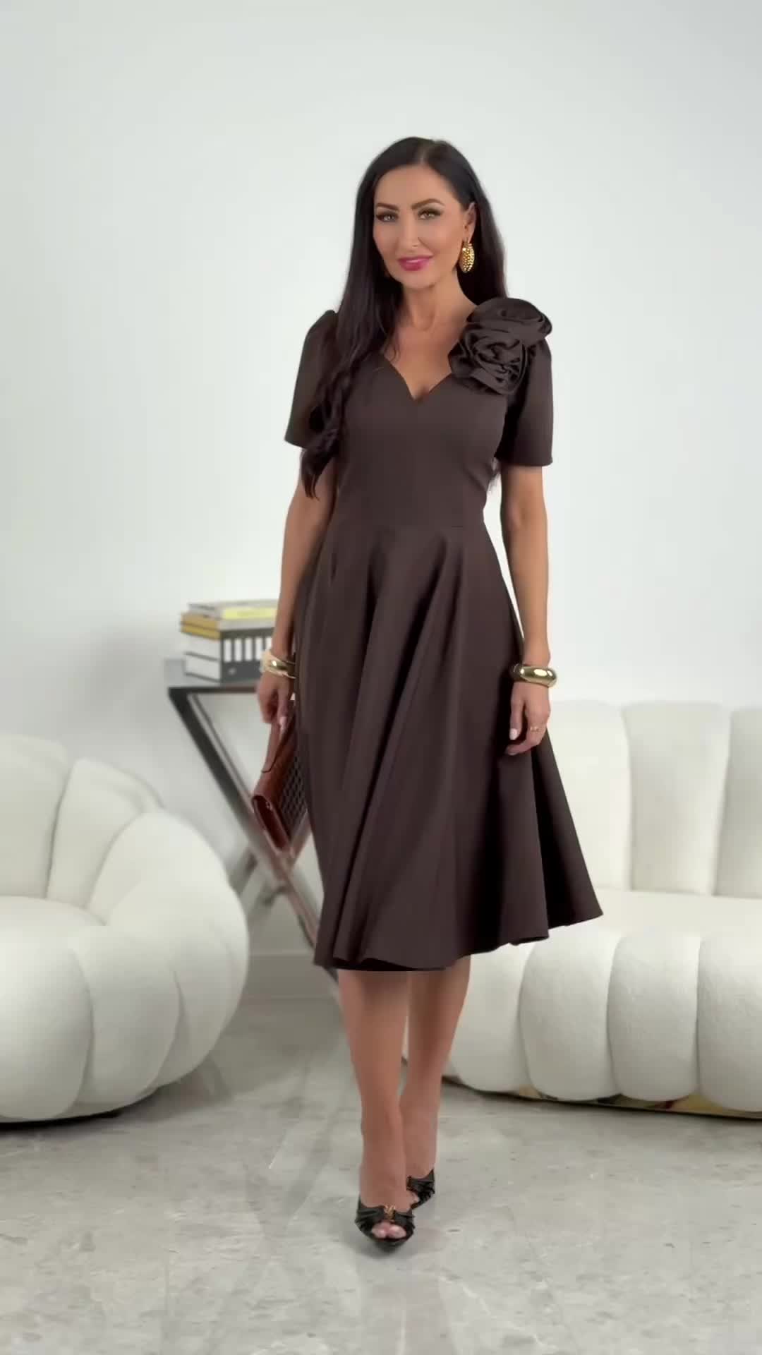 @Elizabeth Collection