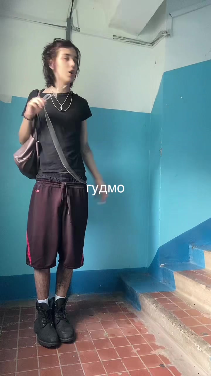 @1shitker
