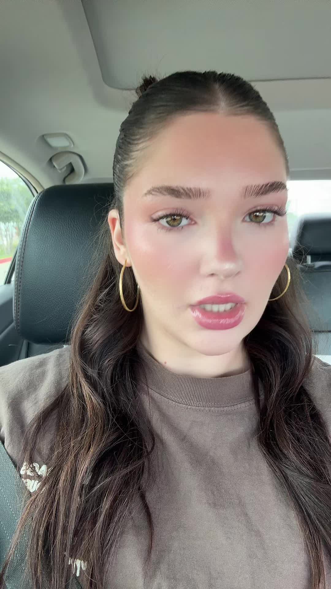 @elle