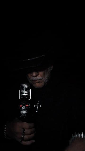 @THE MAN IN THE DARK💙🕊💀💙