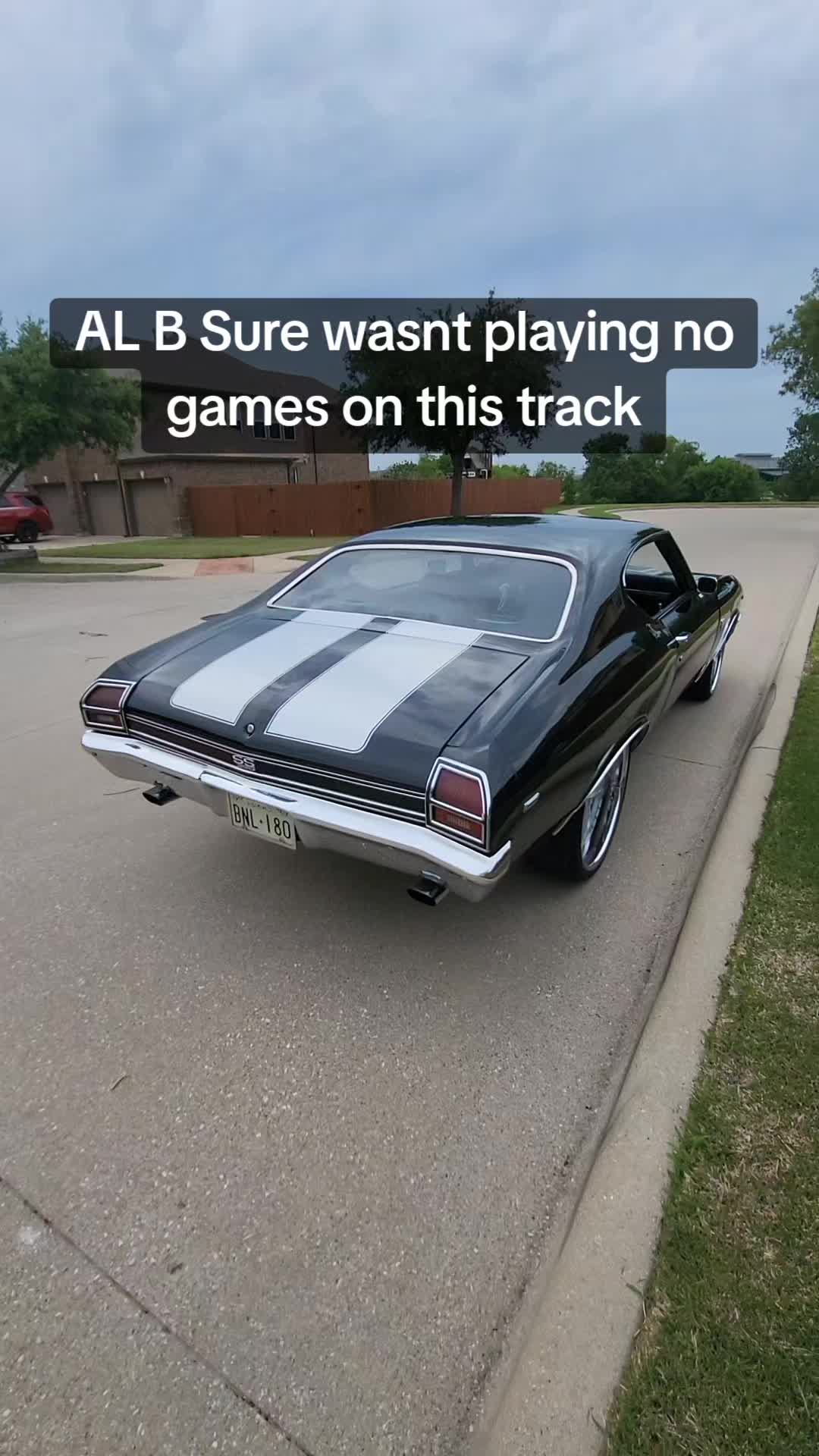 @MoMoney