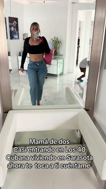 @Viviana