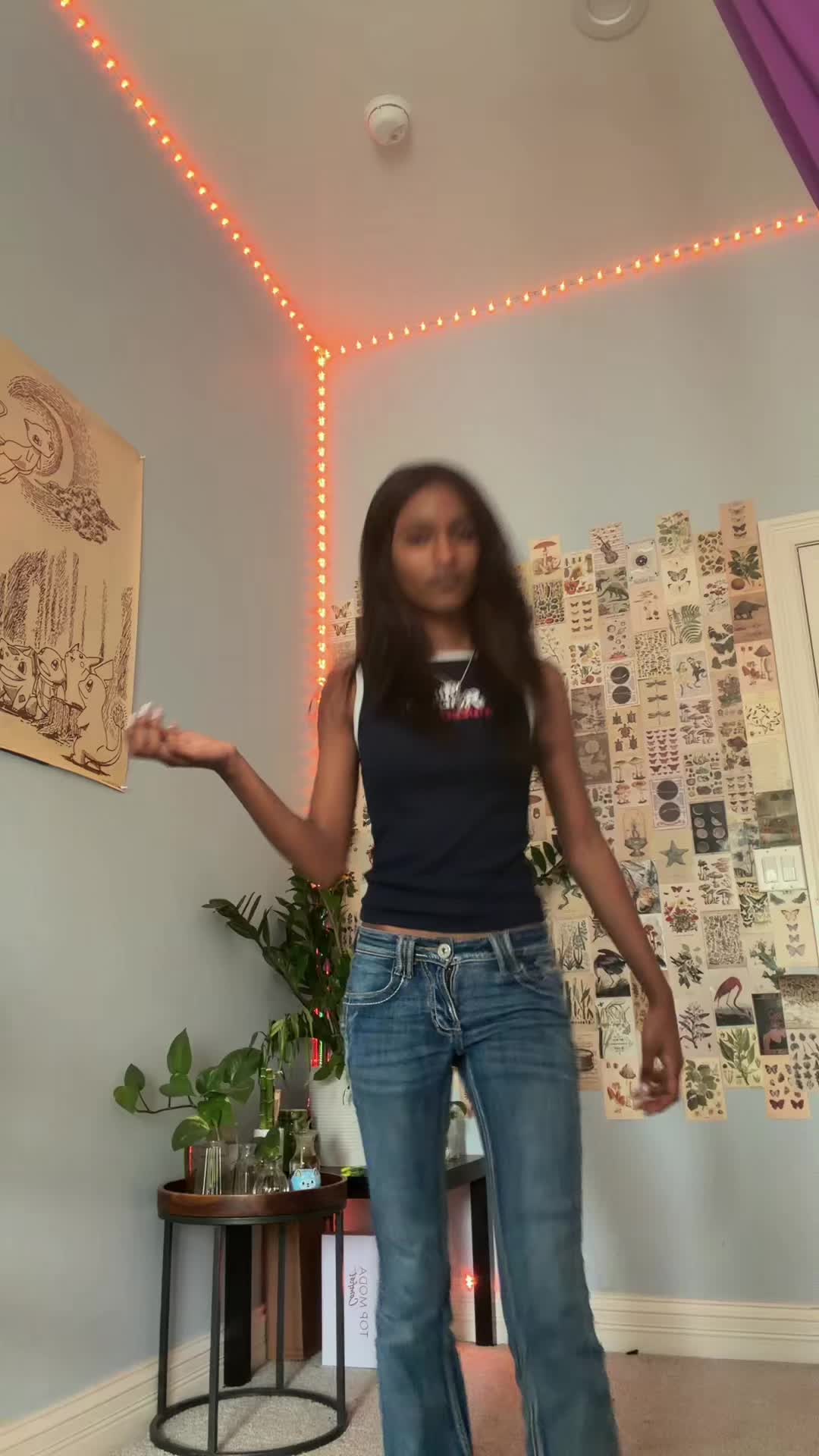 @Aanya 𖣂