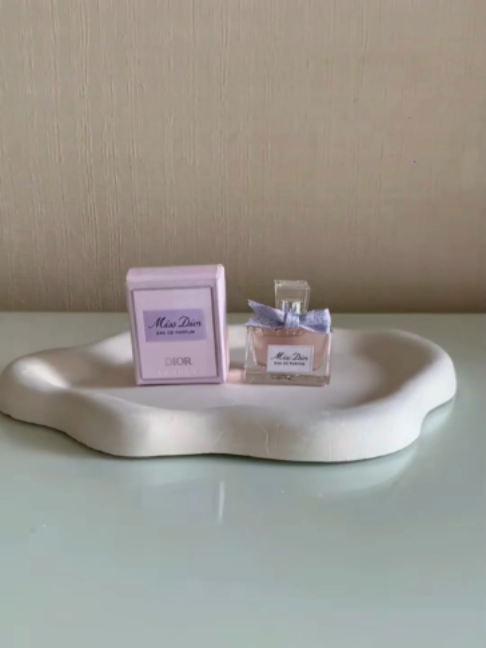 @LEISHASHOP