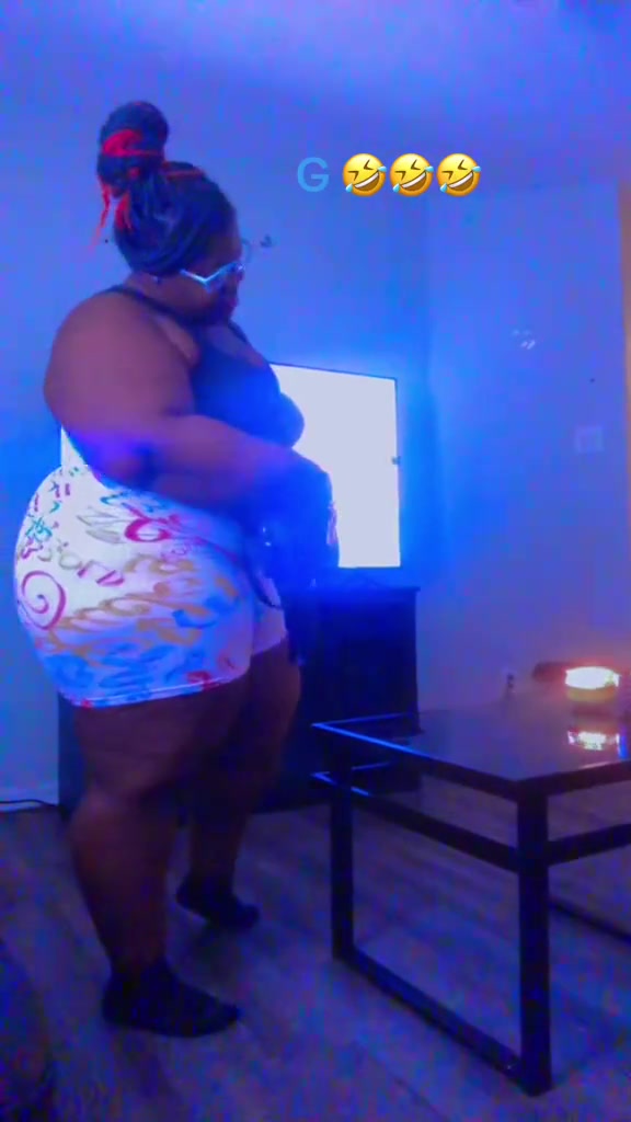 @Lashaa__baby