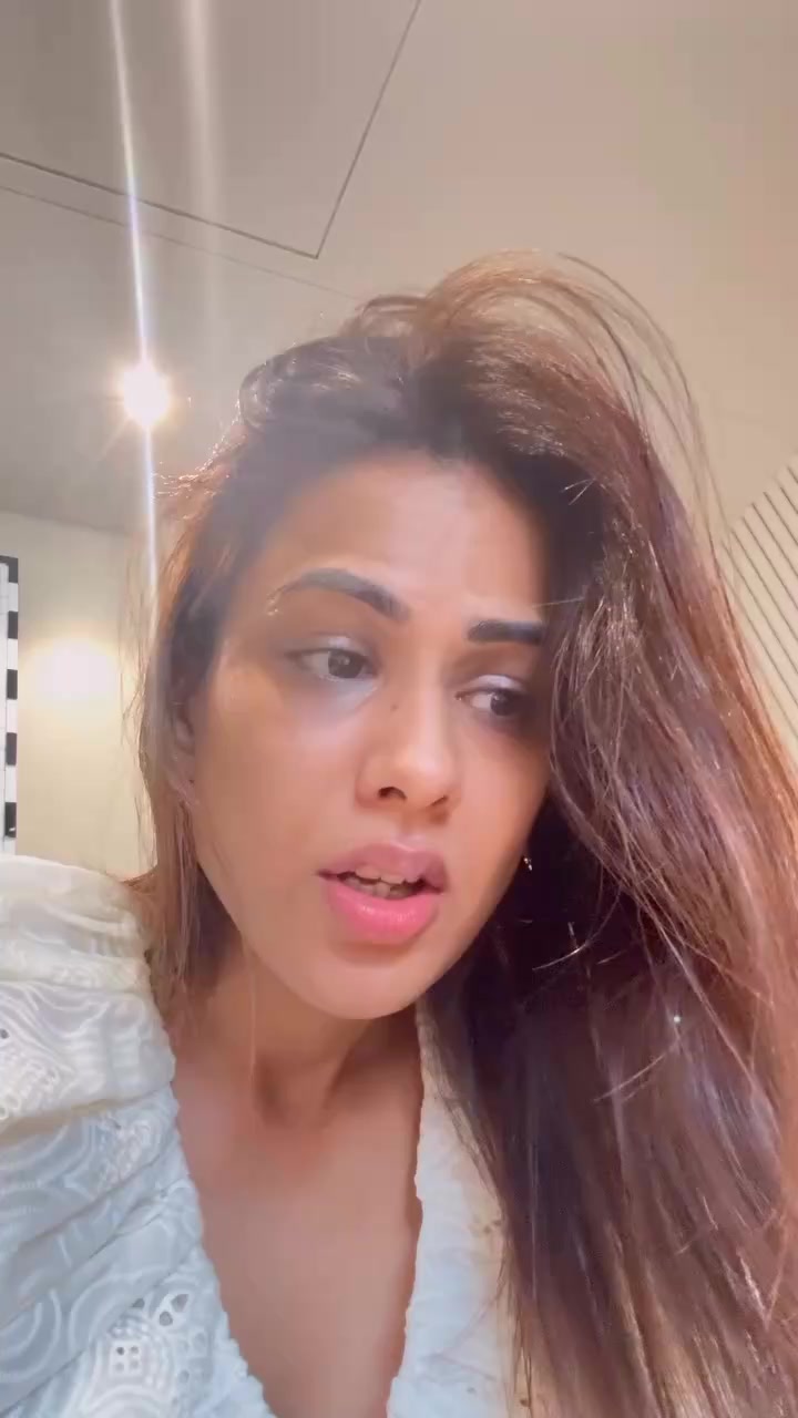 @nia Sharma