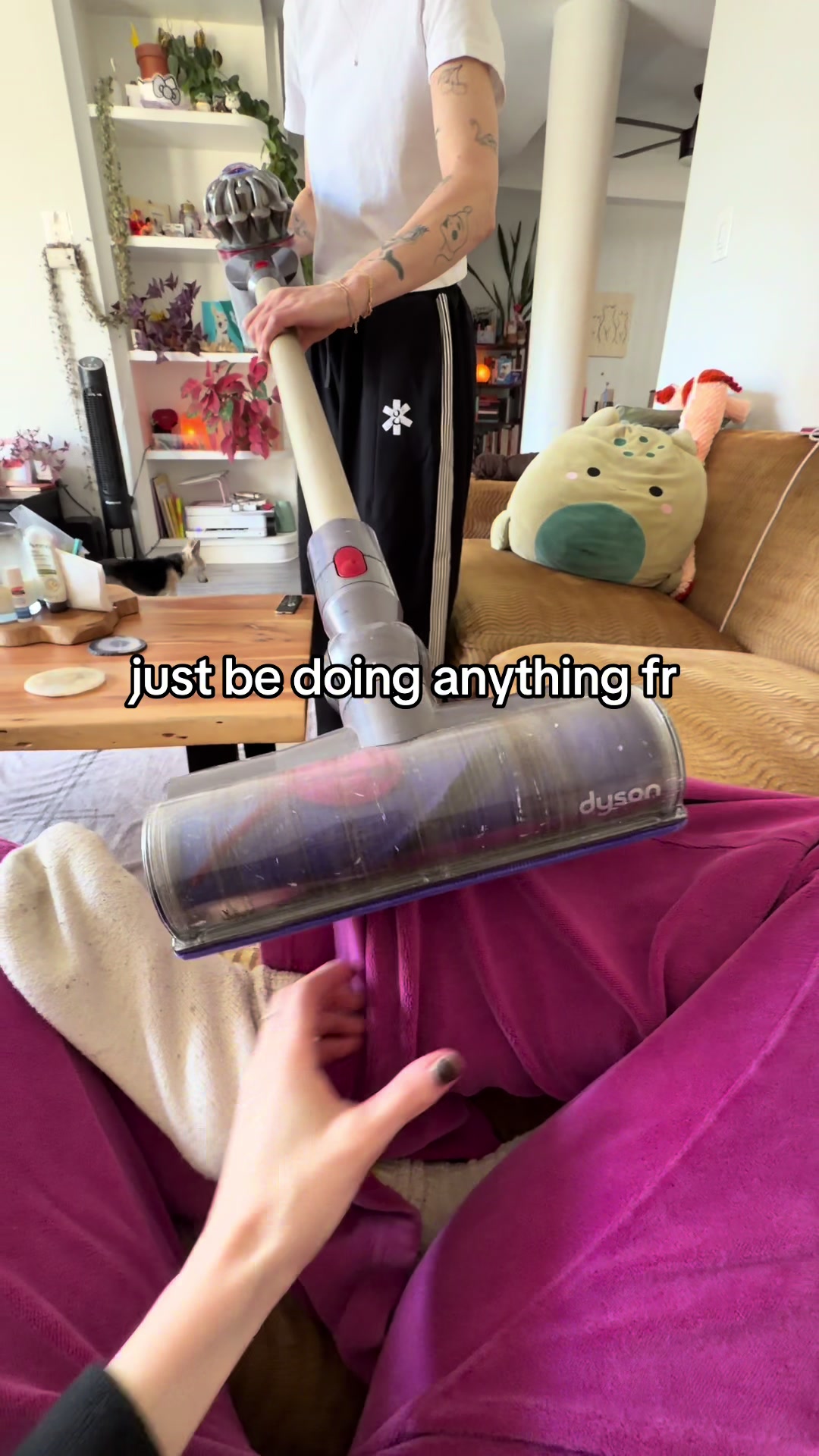 @carlyincontro
