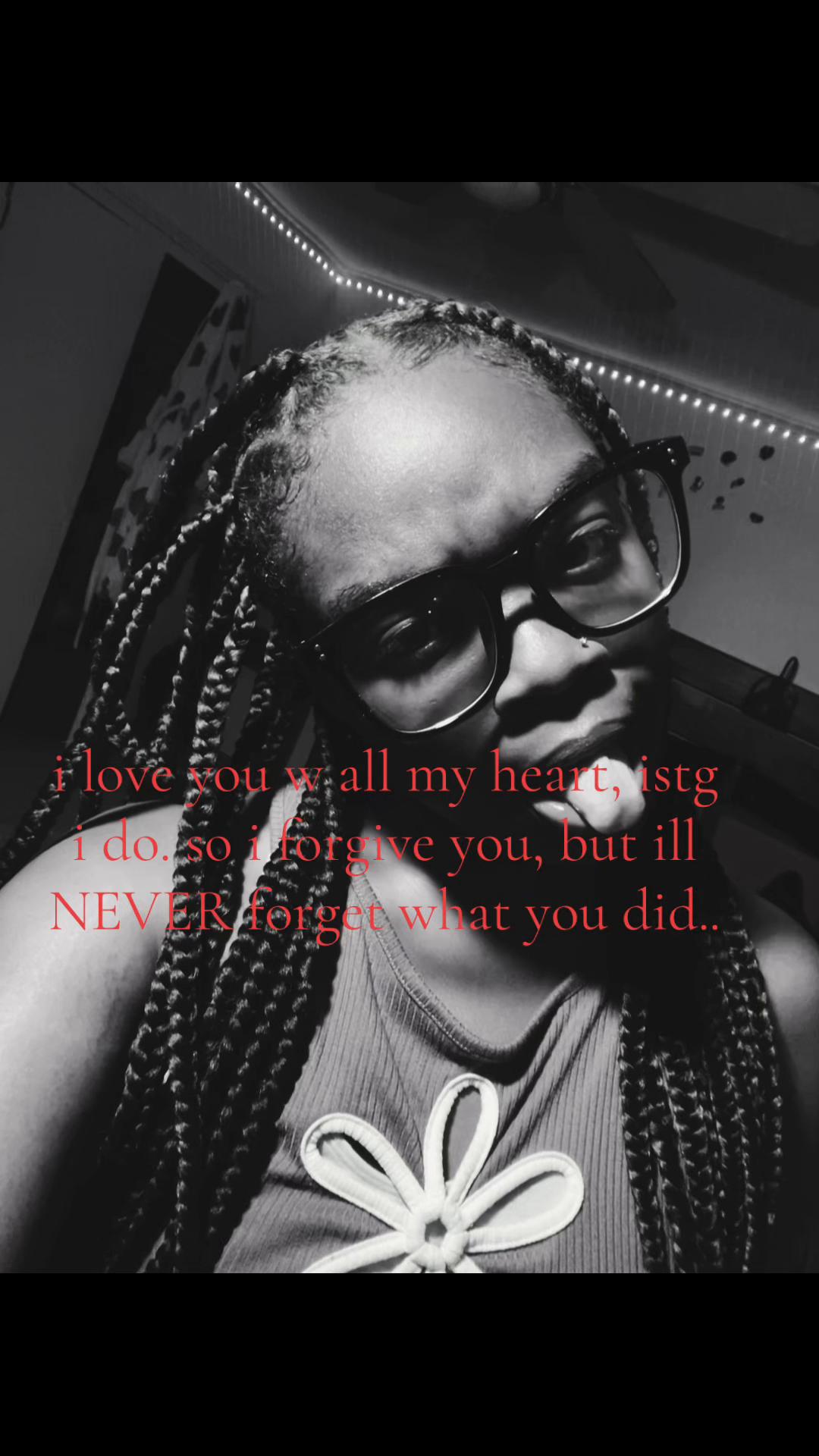@totallynotmyra_