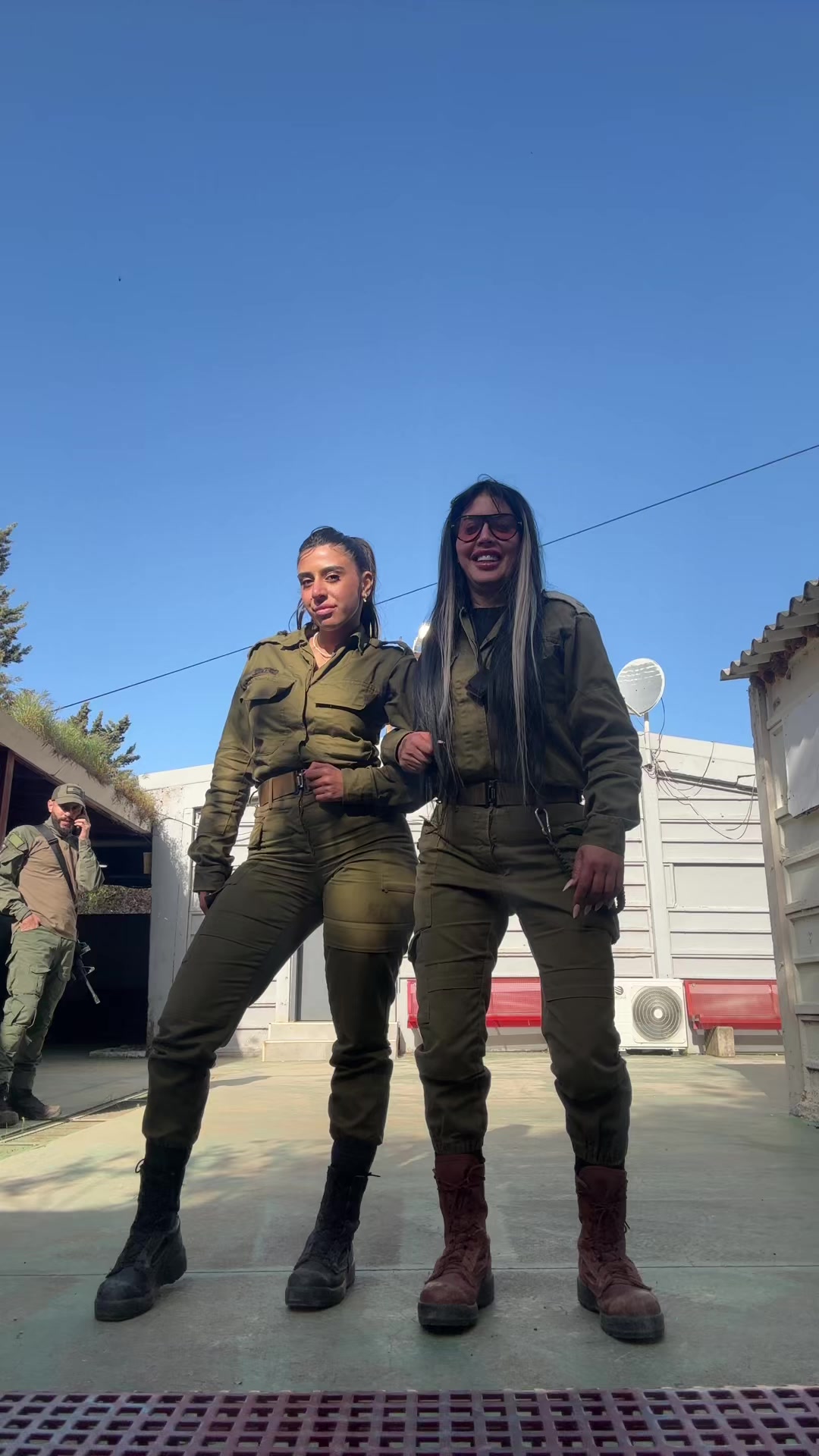 @Liron Tzairi לירון אביגיל