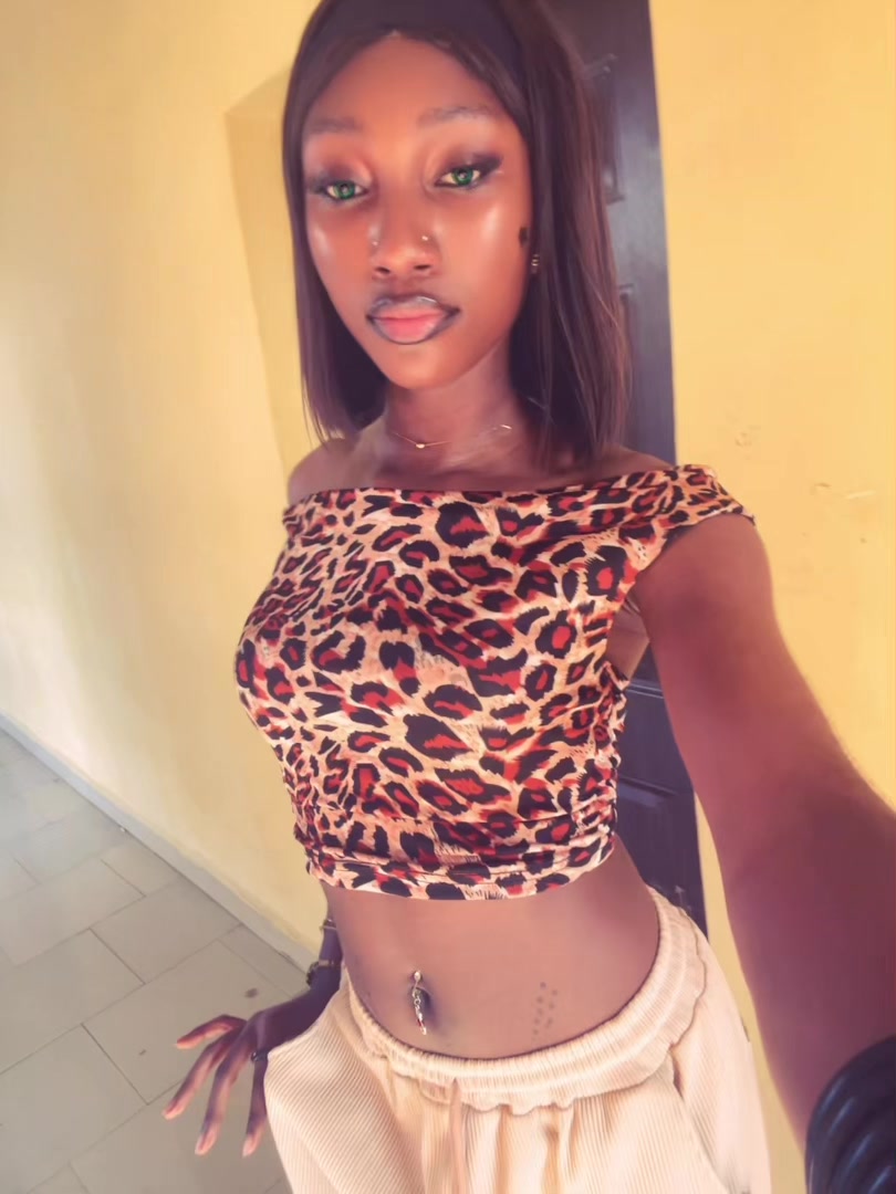 @Pretty~Aliyah🥹🧕🖤.