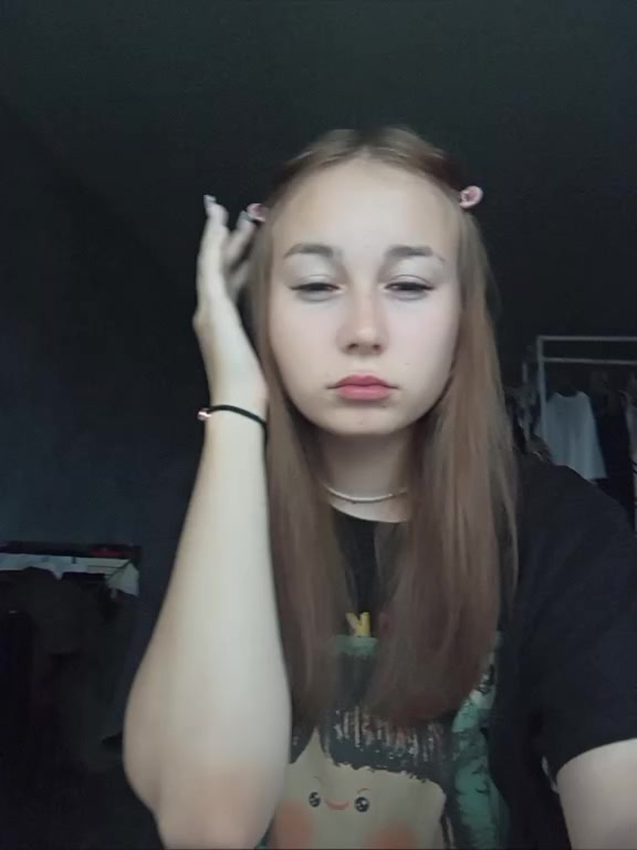 @варюша🦇