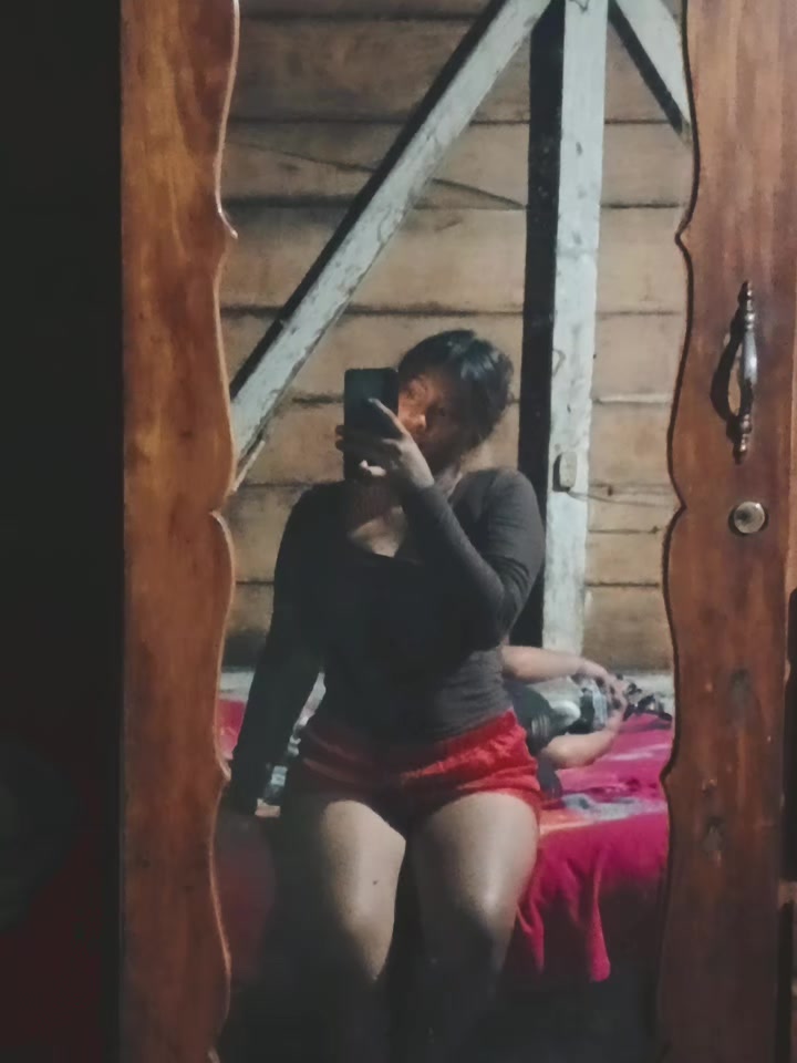 @DANIELA 🌸
