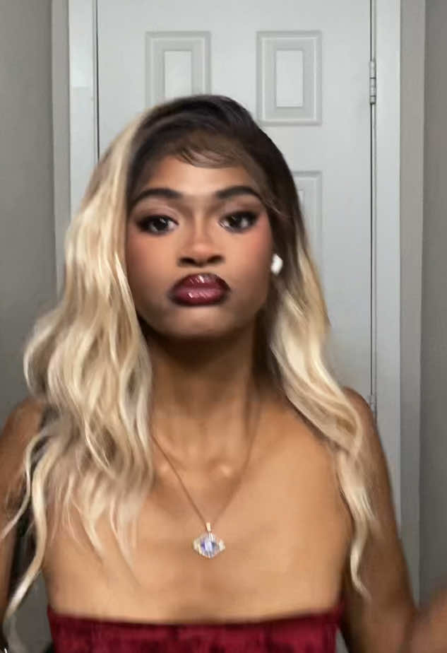 @LariahDeanne