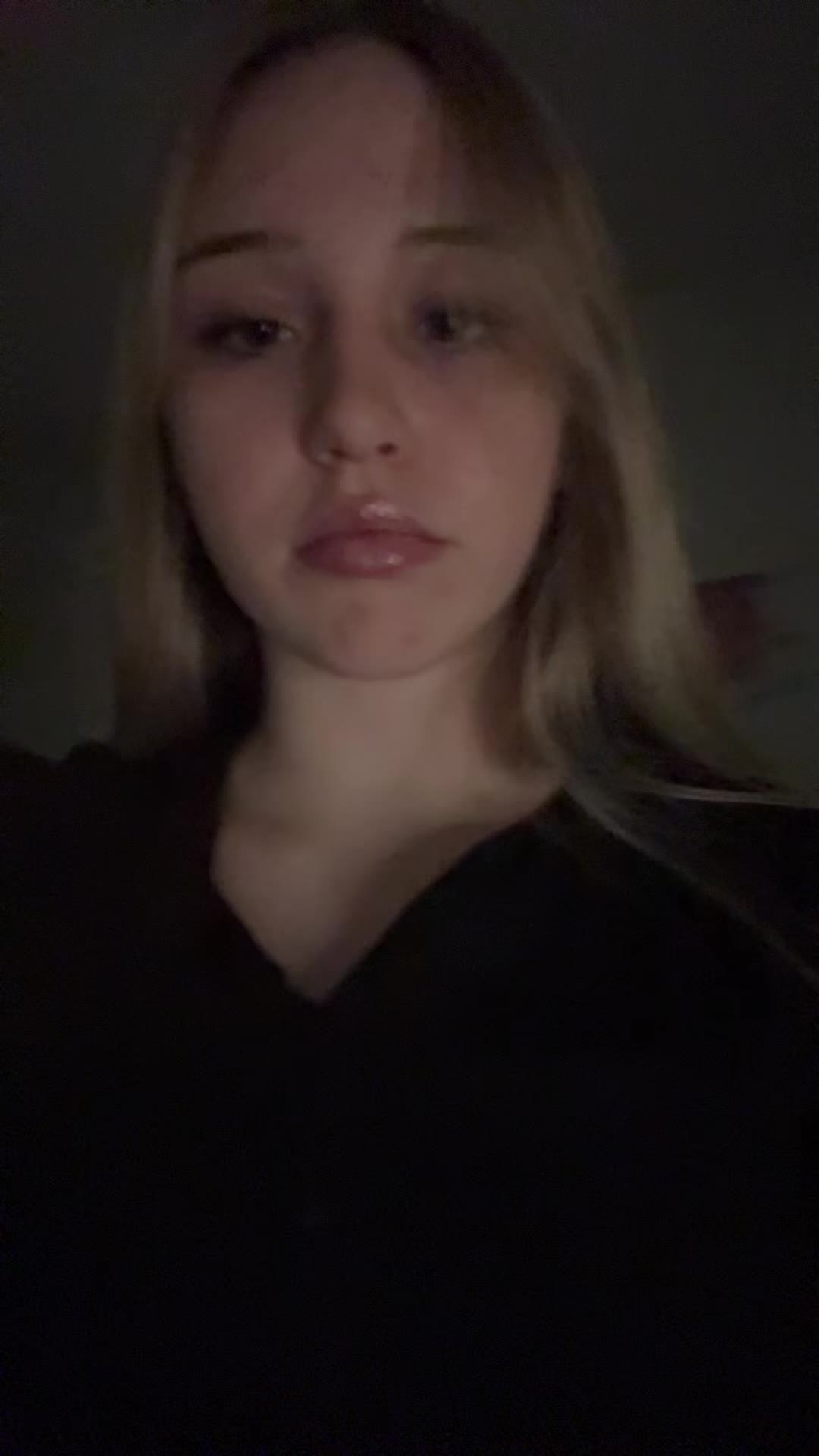 @chloe