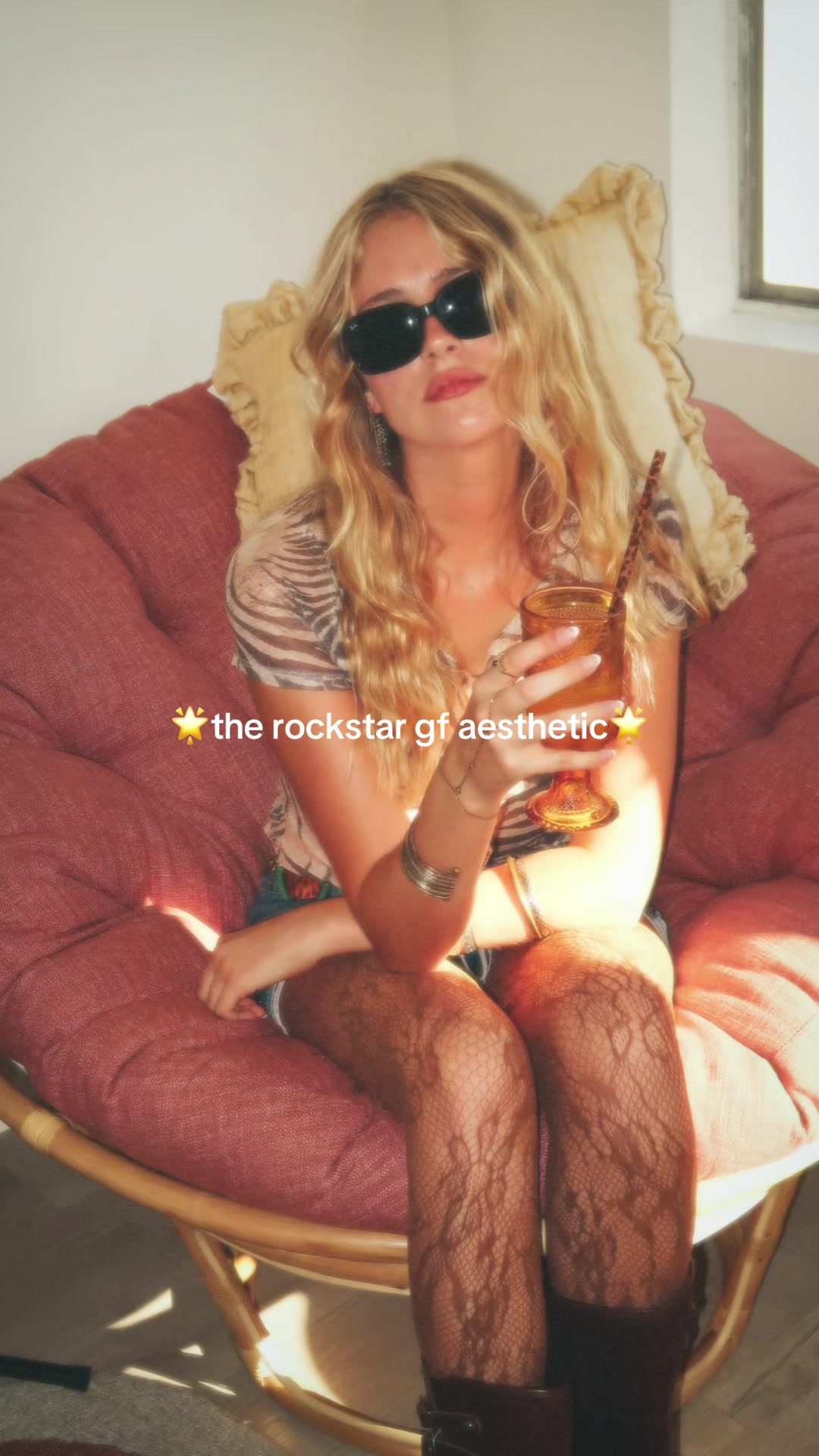 @kelseykinch
