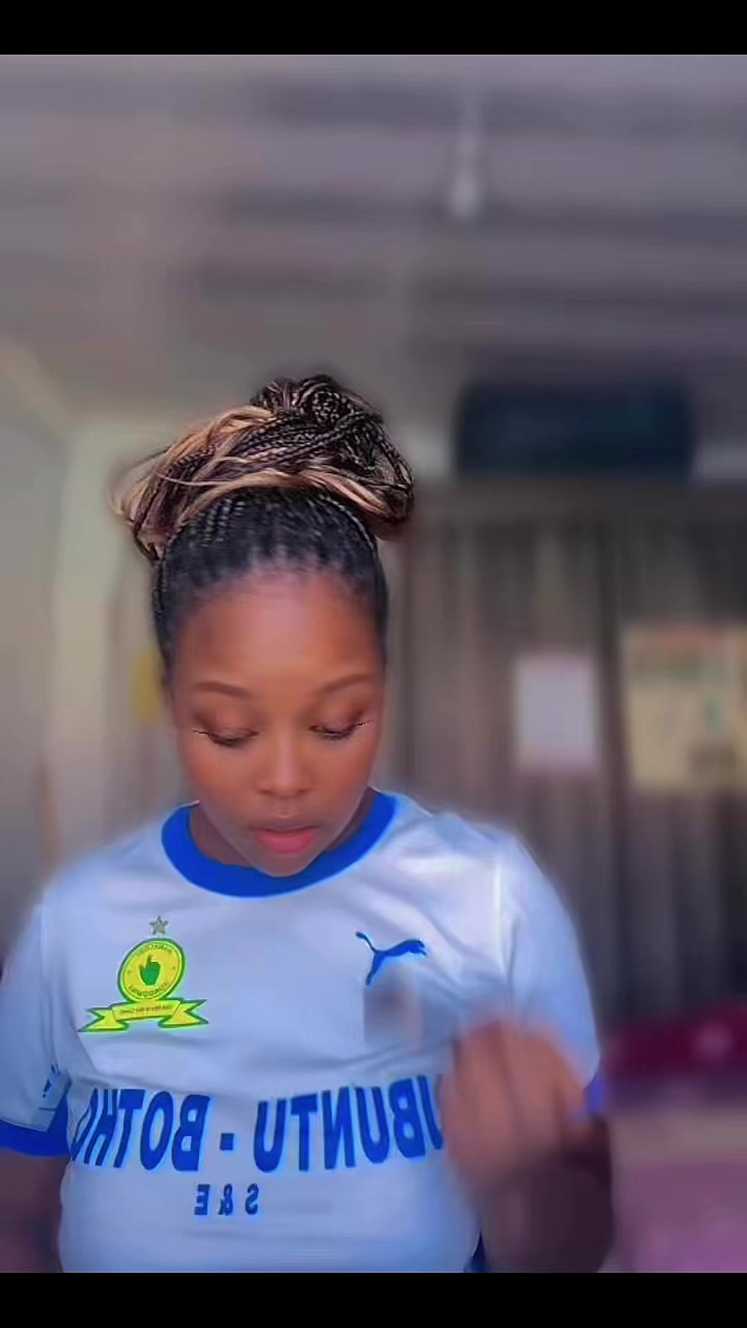 @Tshiamo💛👆🏻