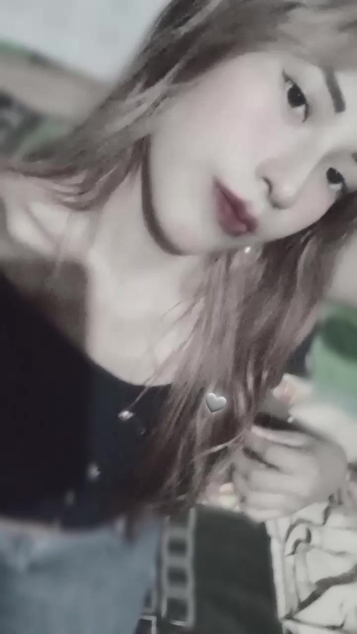 @flakitha🦋