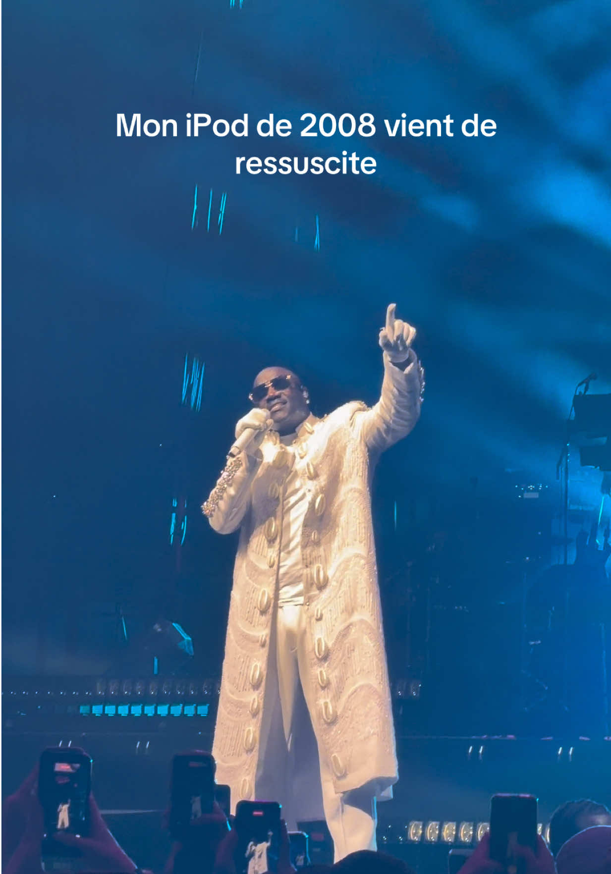 @Concert Boy 🎵