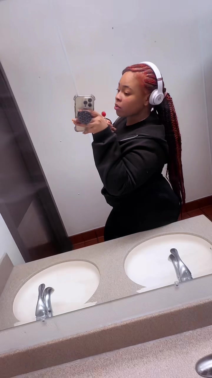 @Yaniecee 💕