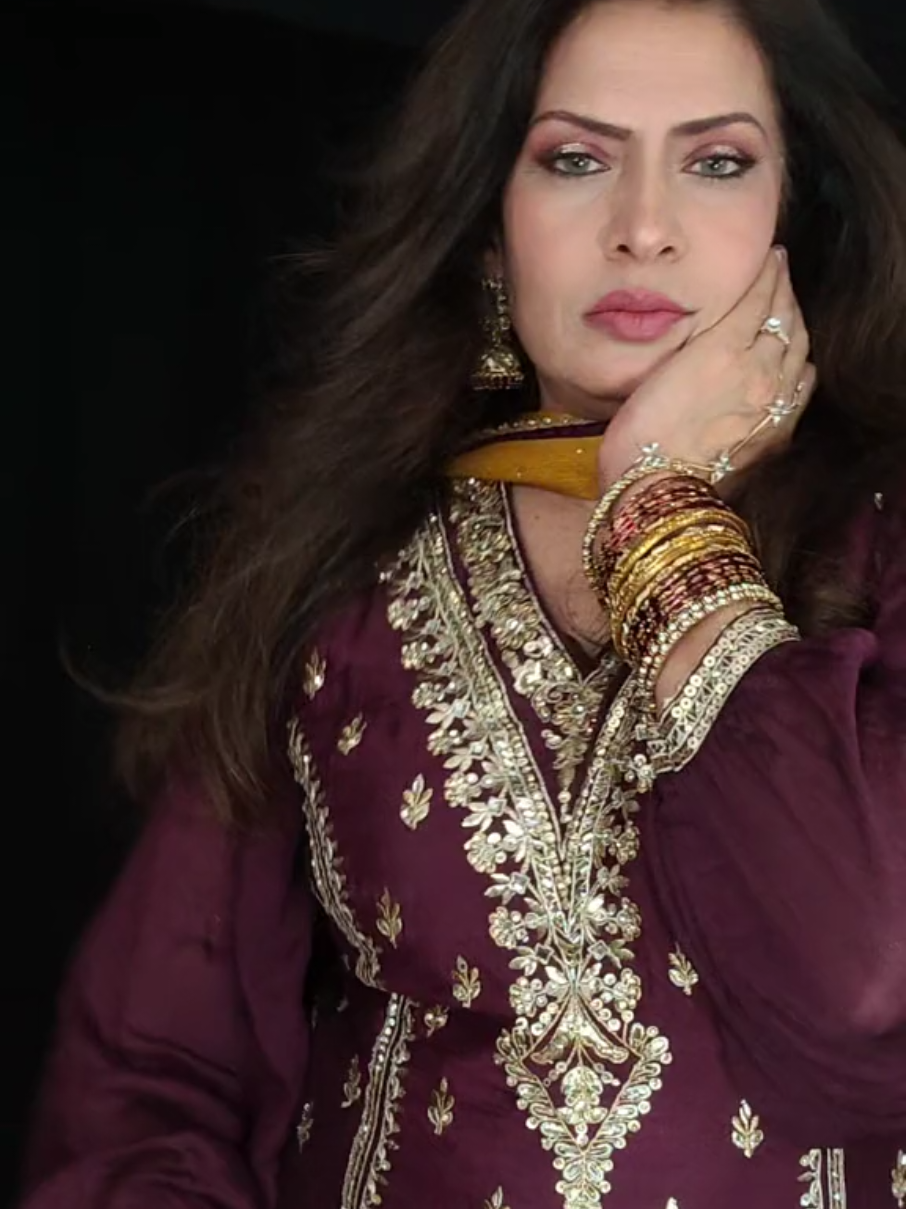 @Saaakshi