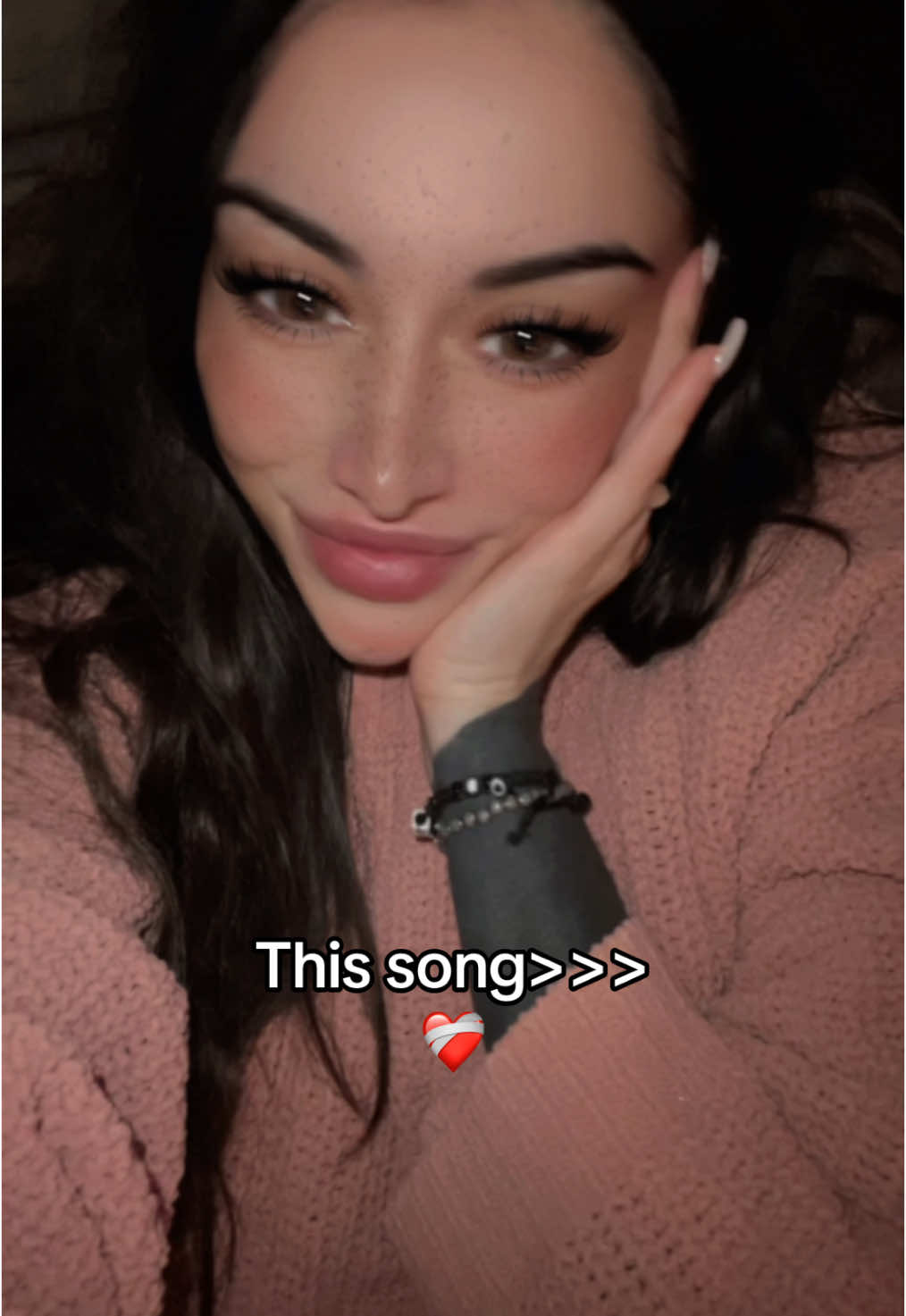 @thereal_ellys