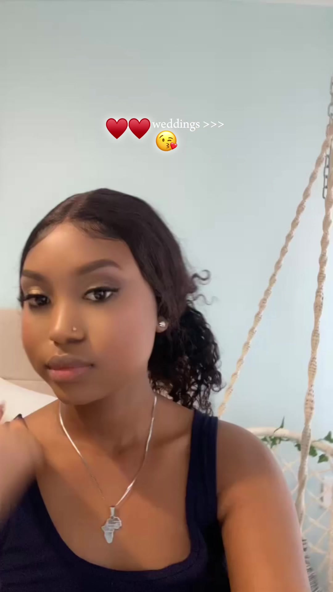 @Ayesha👁️