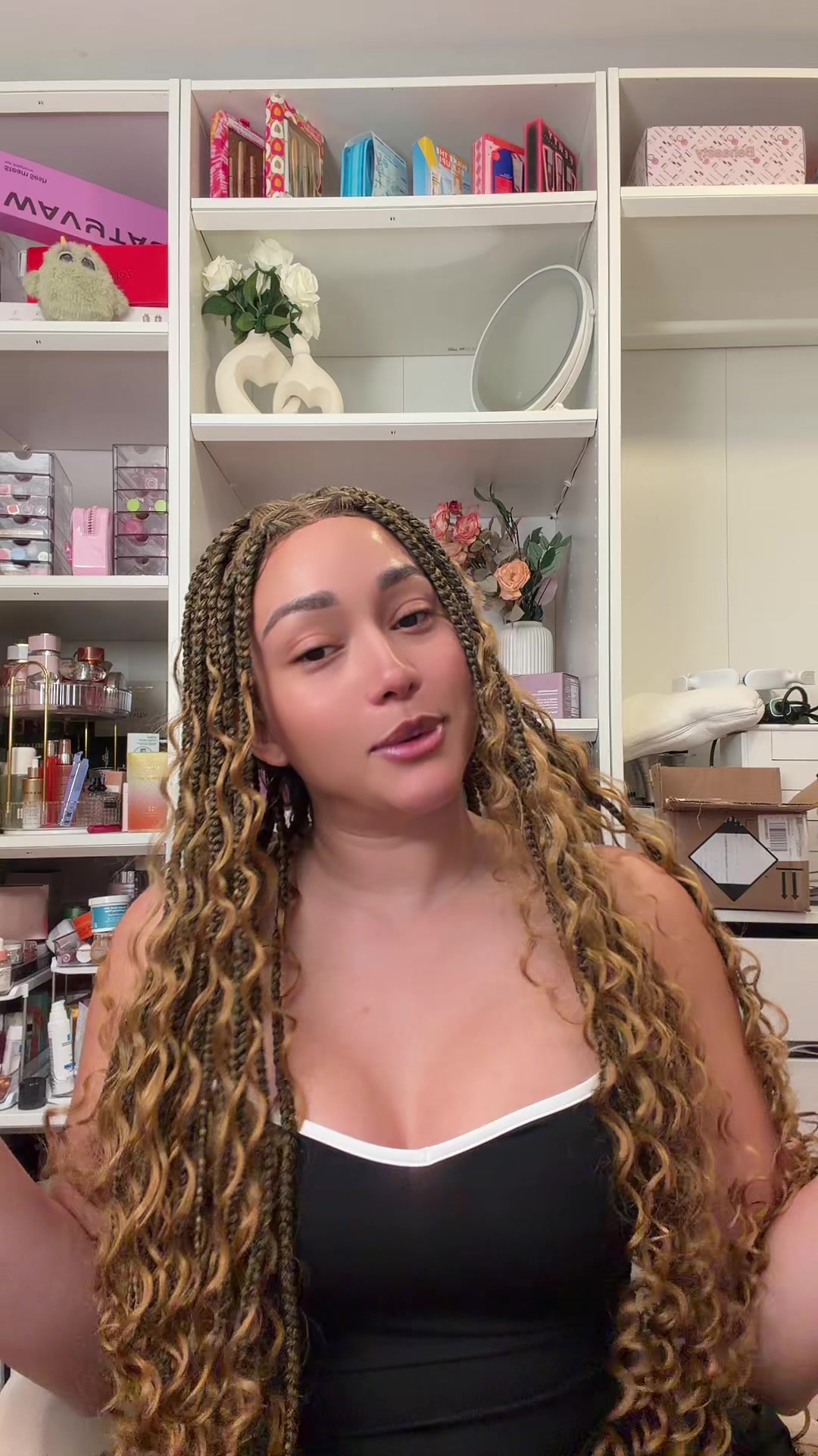 @emelytavv