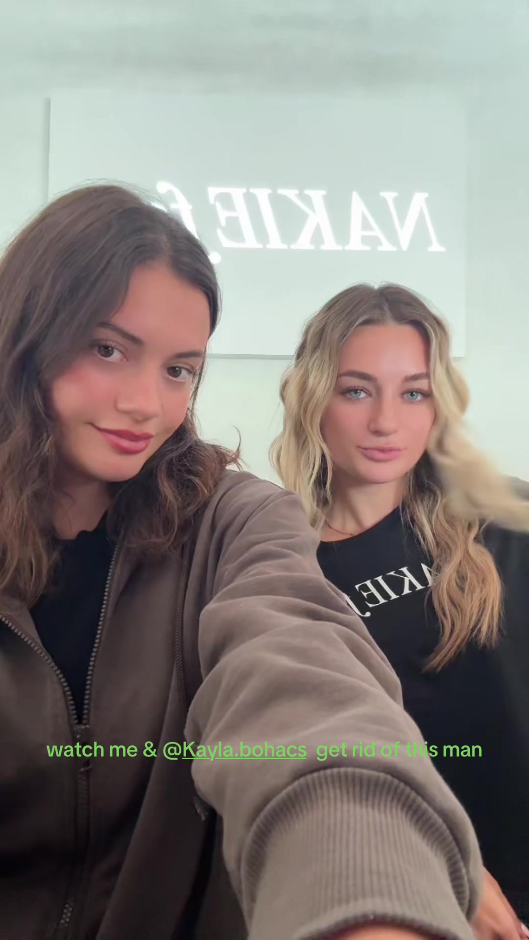 @ava