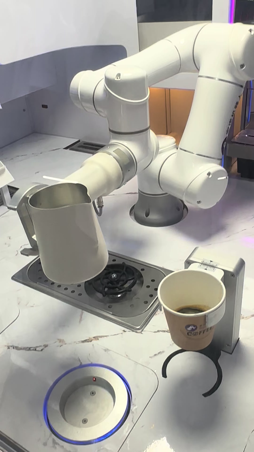 @Anno Robot Barista Coffee