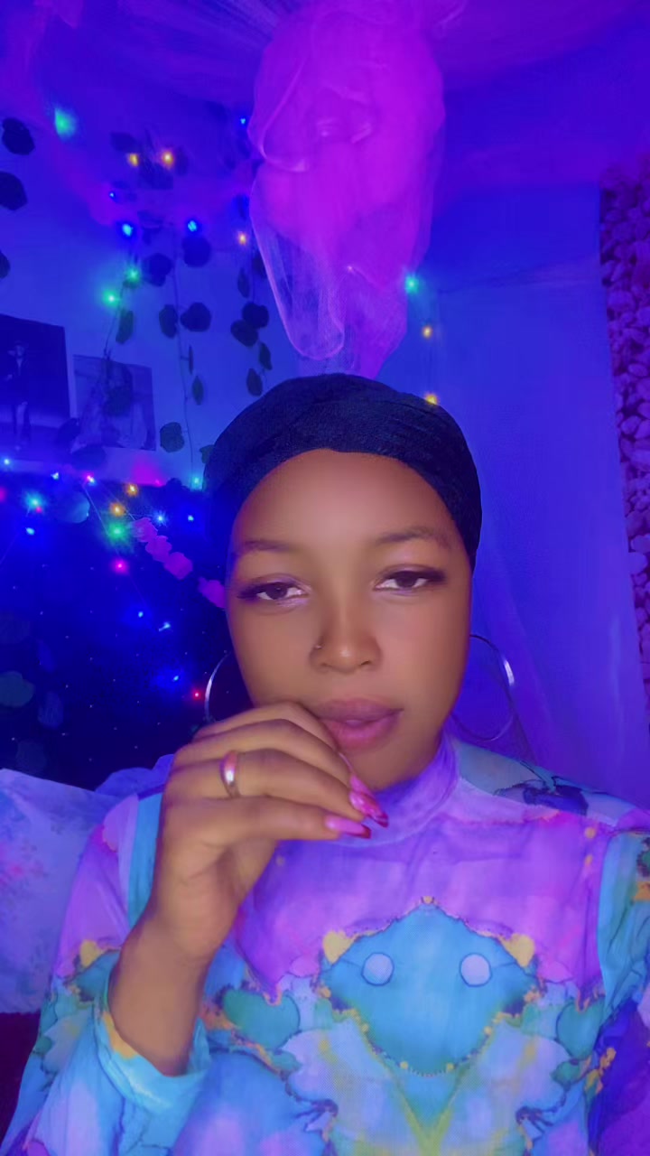@Mapriah sexy cute 🌹 🇿🇦