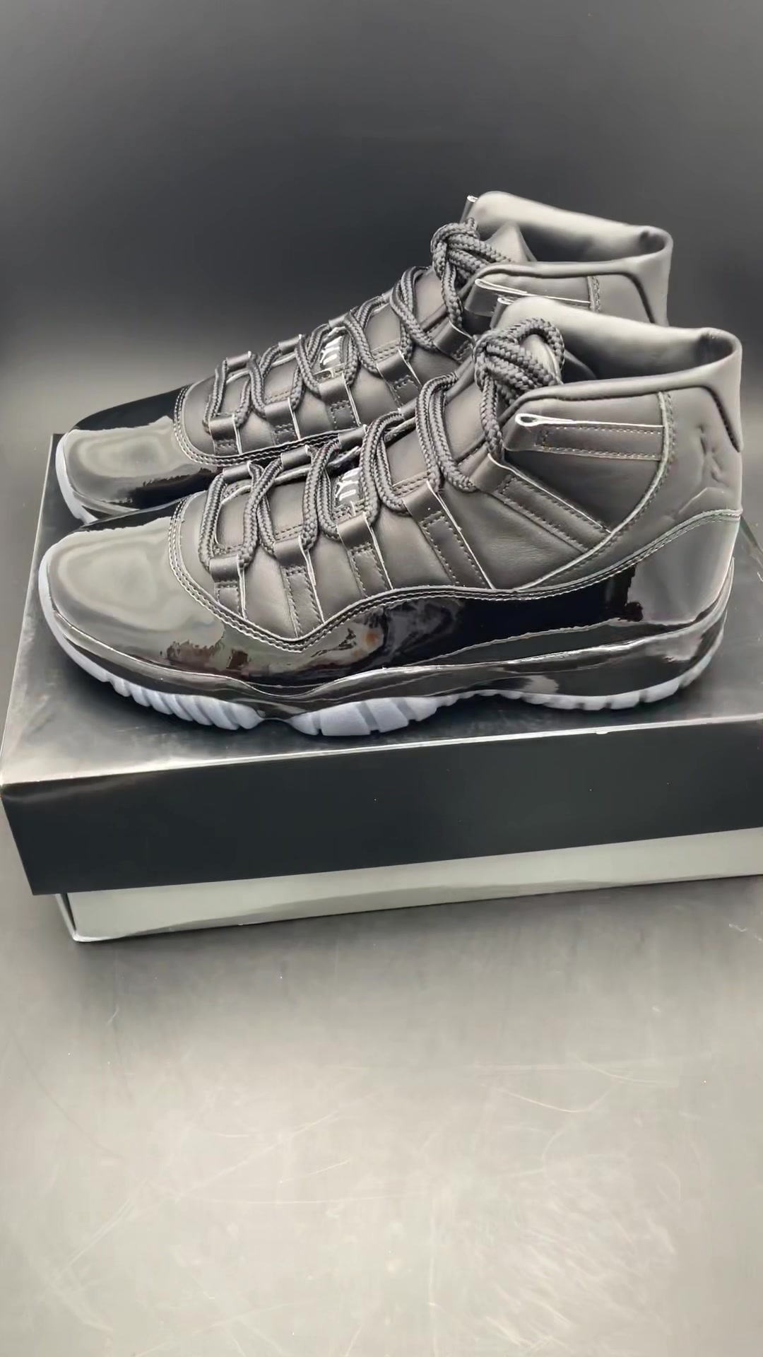 @sneakercool_