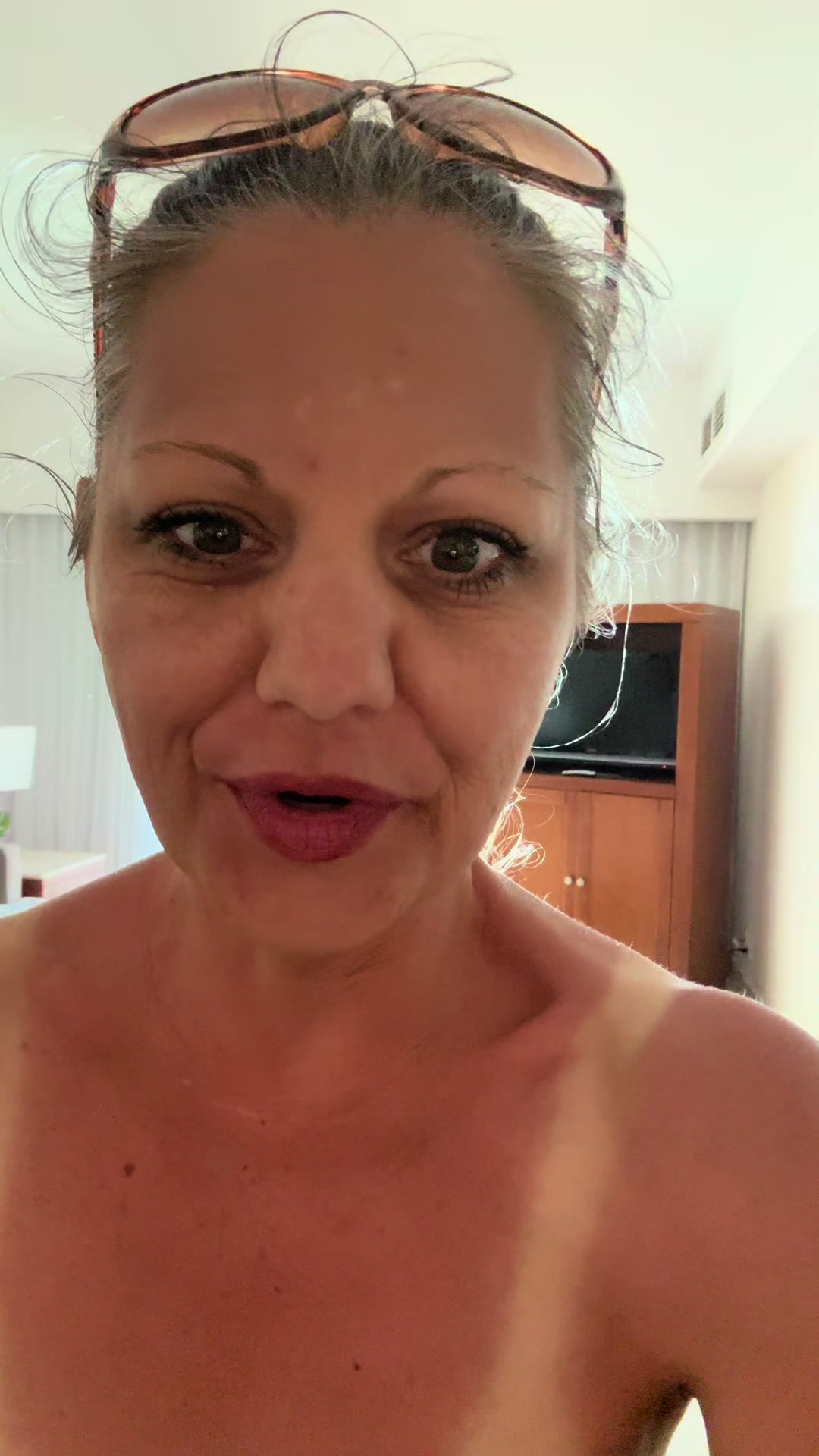 @Crazy Old Lady On Tiktok