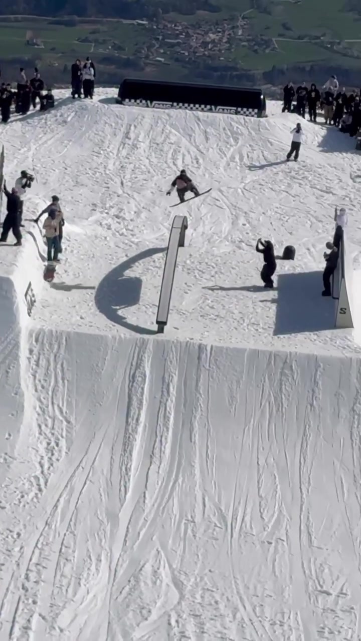 @Snowboarder_MBM