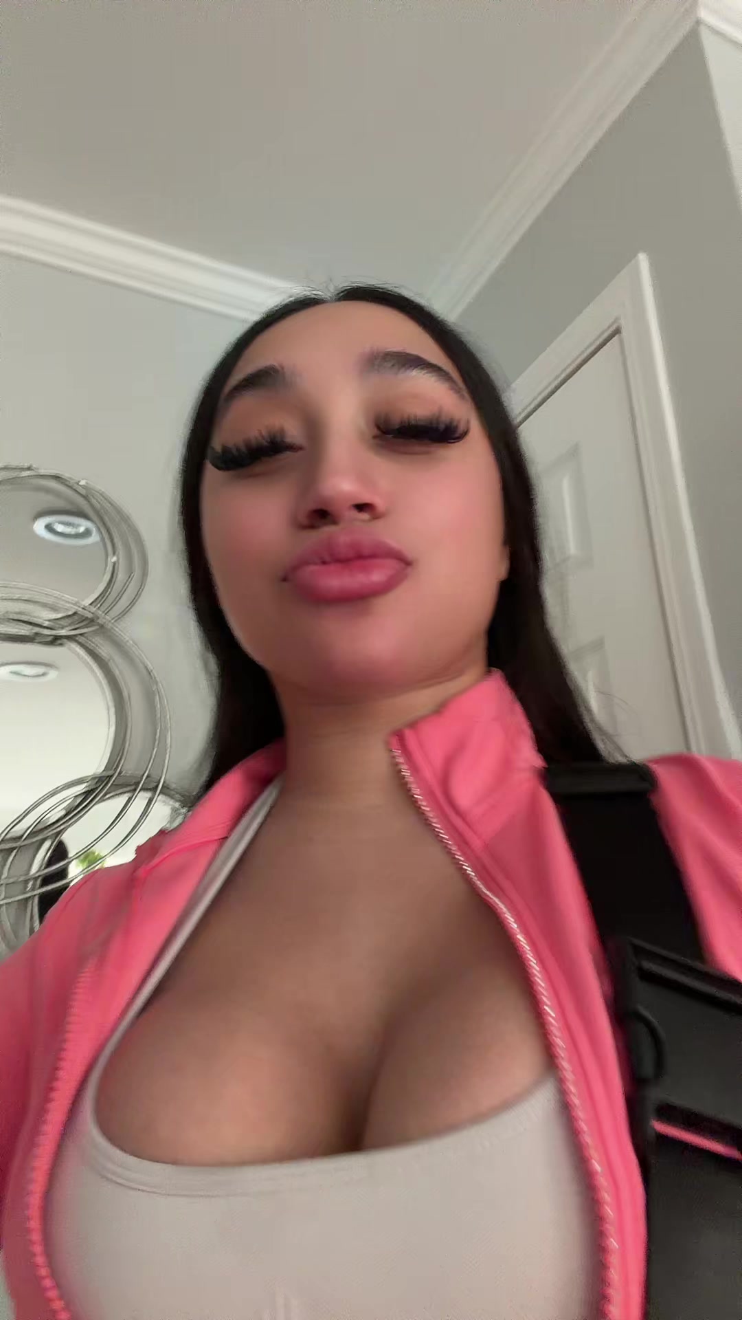 @nissiswrld