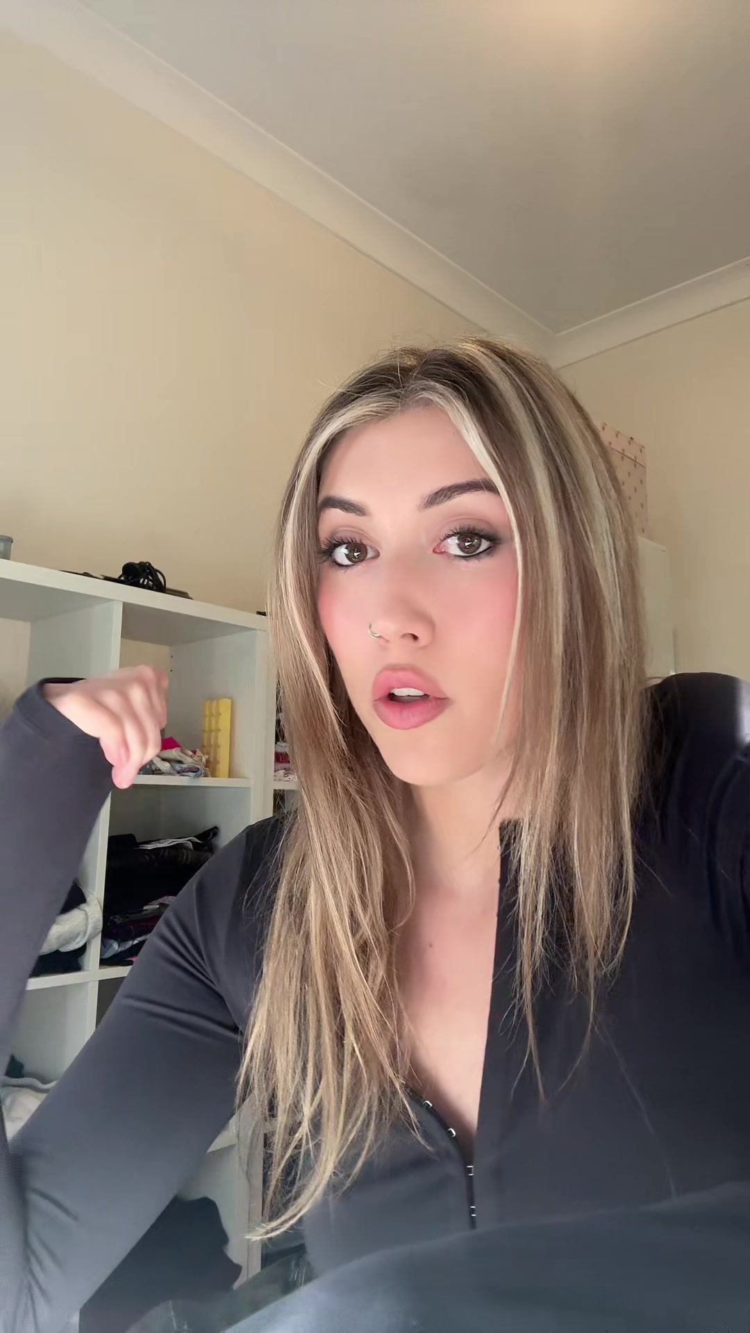 @Tay