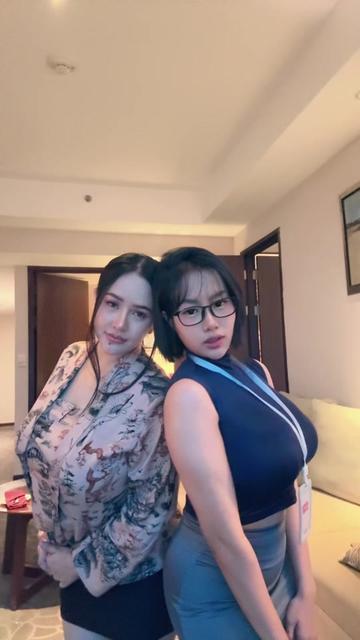@Yourelvvreal