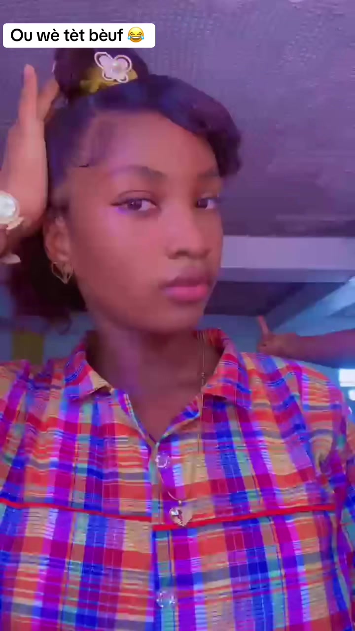 @D&egrave;nyel&egrave;_promo18