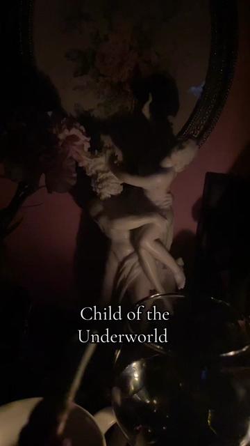 @IG:DarkLadyAria🗝️ ♀ ♇ ☿