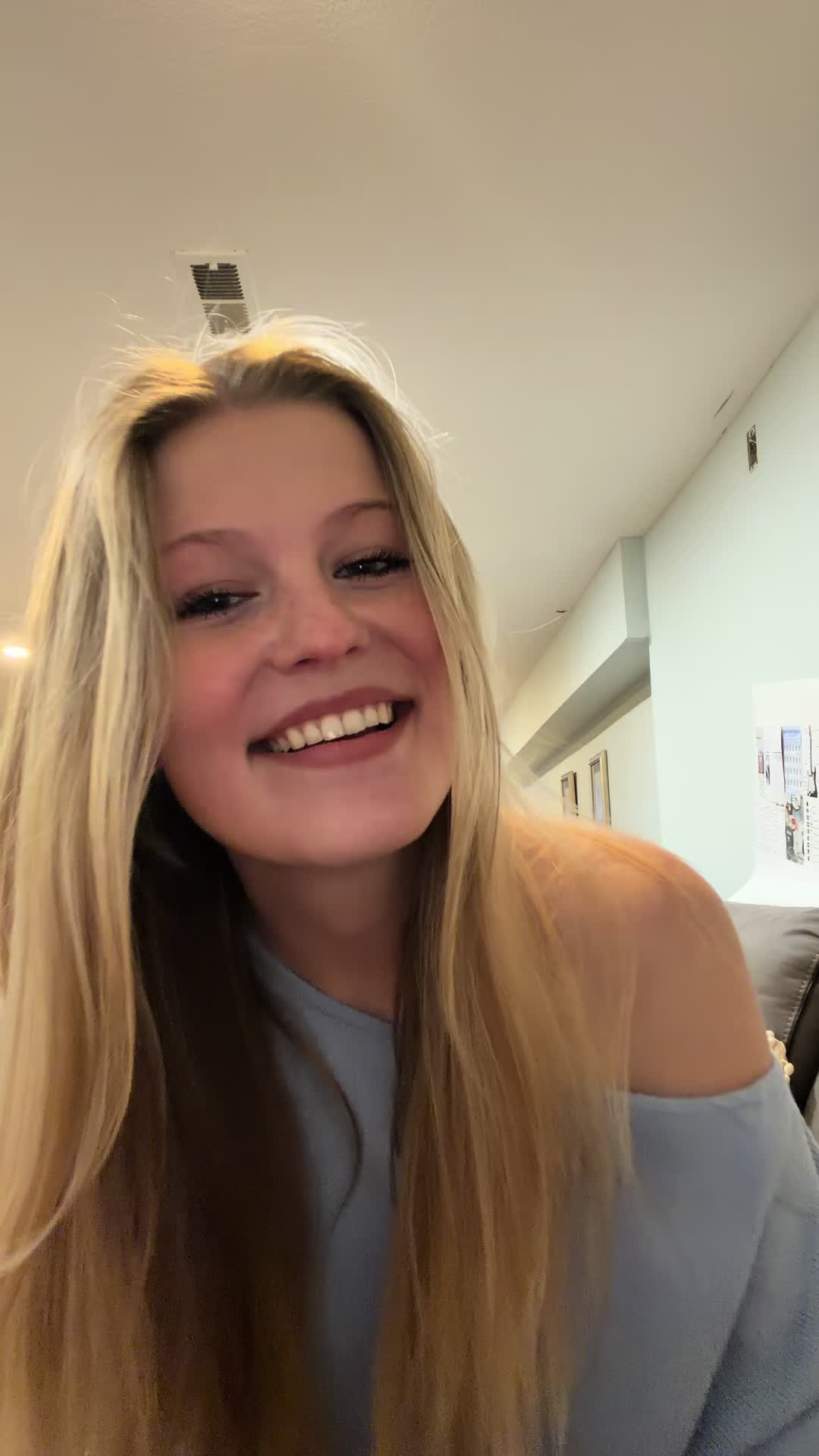 @Elle