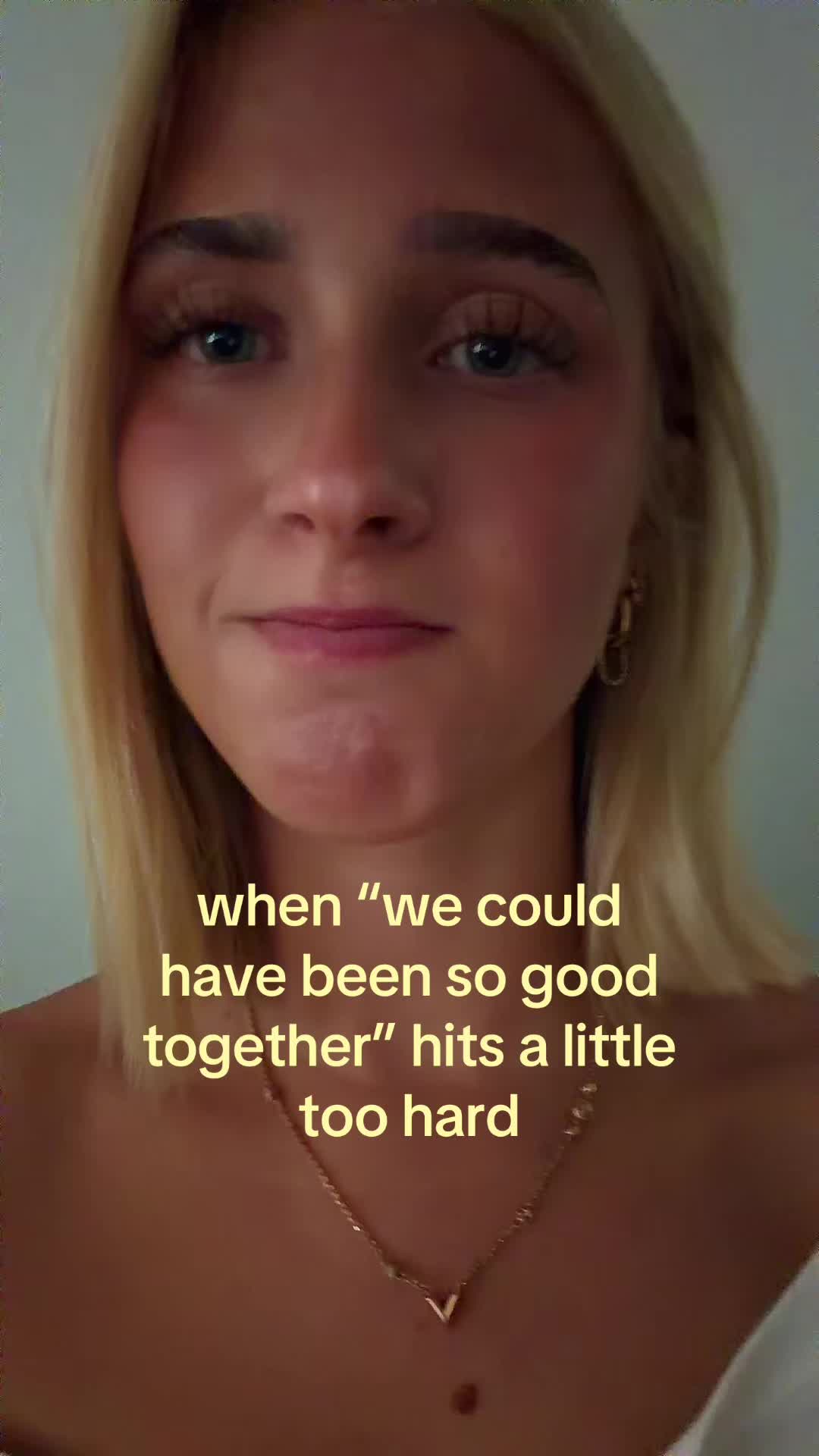 @theelliebarker