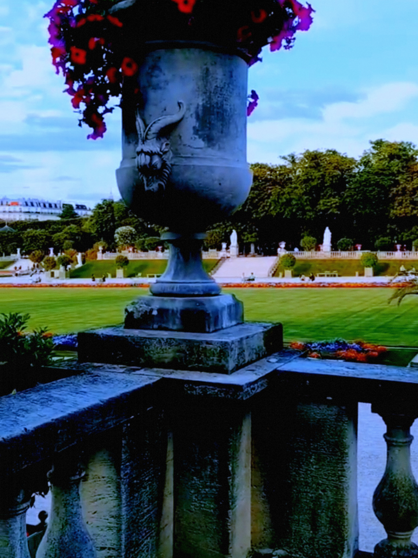 @Beauties of Paris