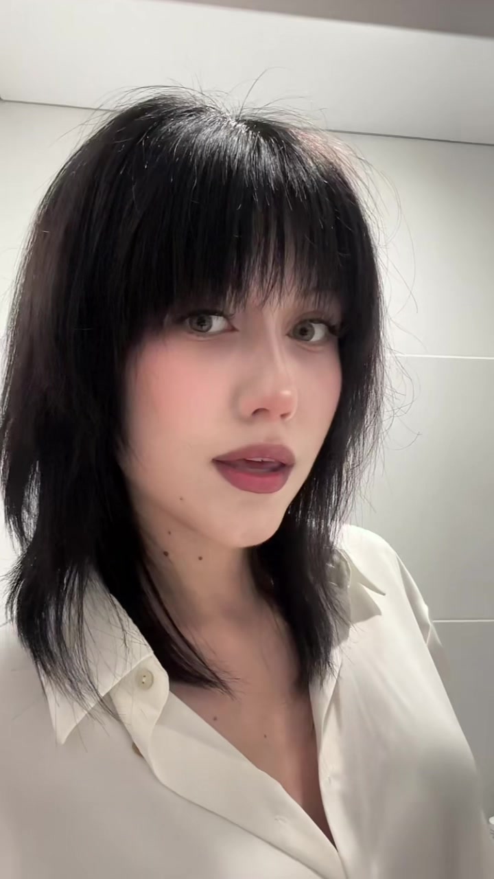 @shivaa