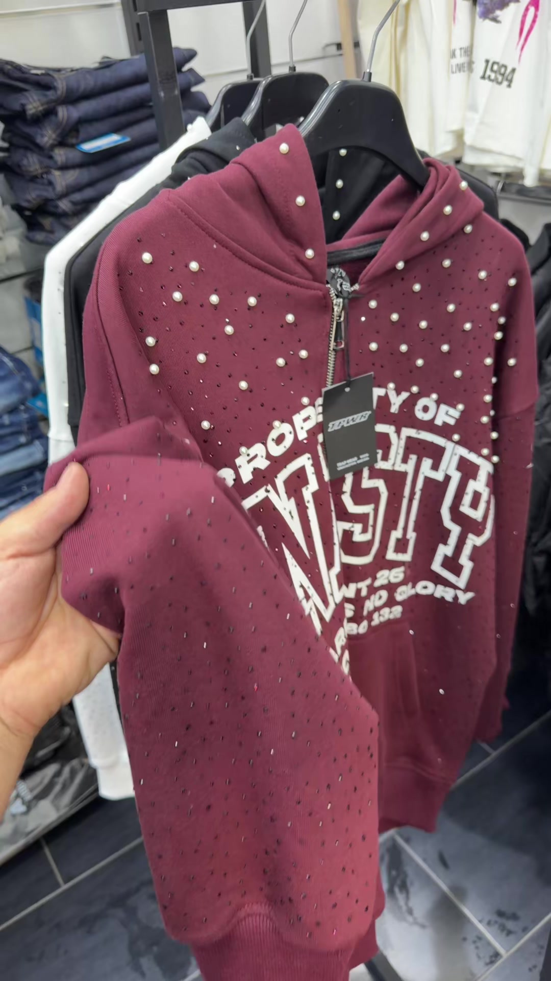 @AMEDEUS ABBIGLIAMENTO UOMO