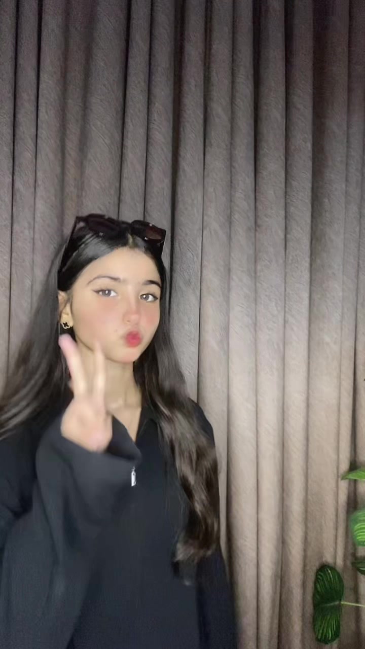 @Unzila Junejo