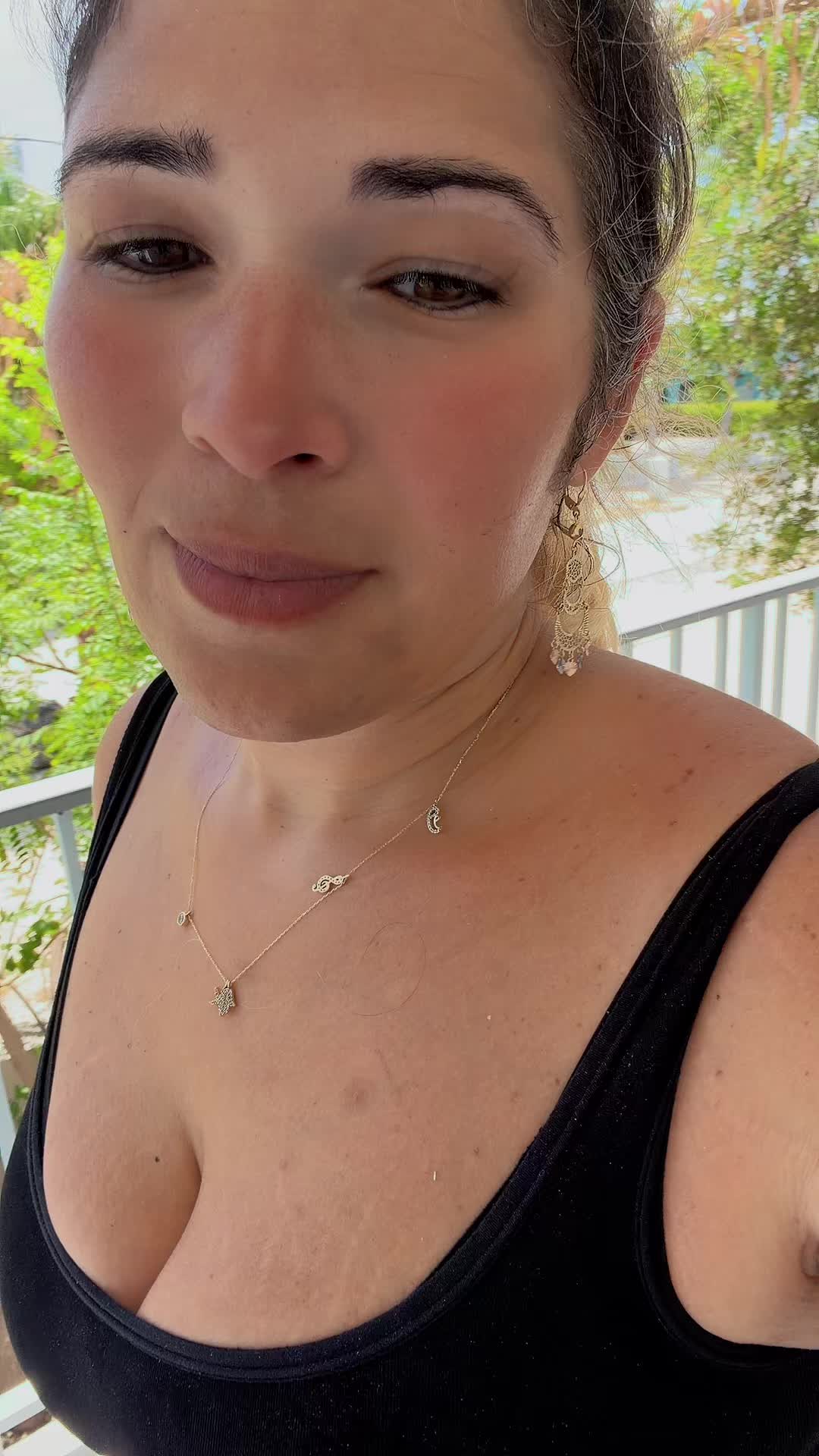 @Zullynleon