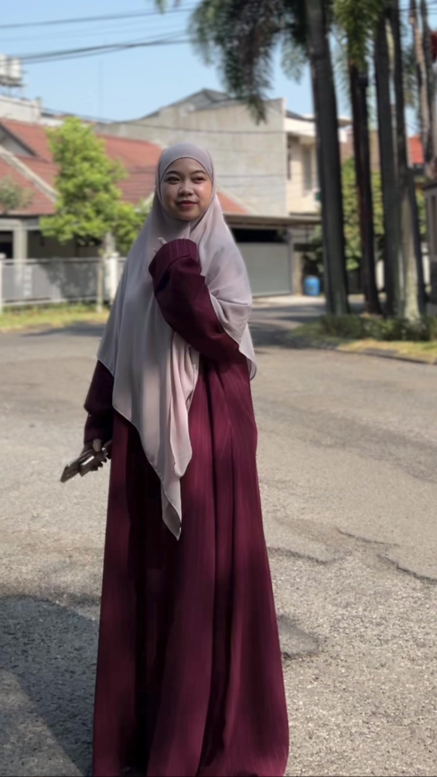 @Maryamzali