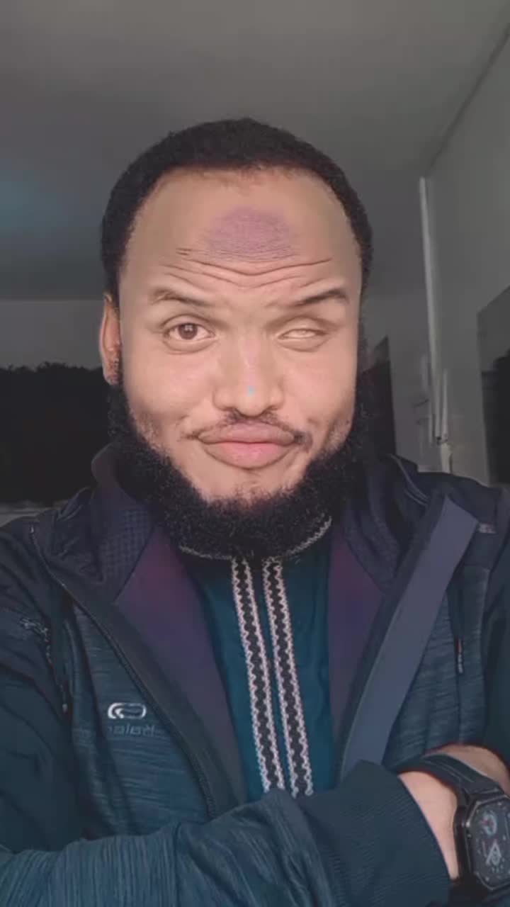 @KînG Āåmîïr🌳