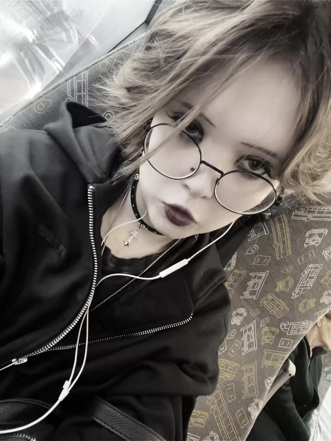 @✠𝕰𝖕𝖚𝖎𝖘𝖊𝖒𝖊𝖓𝖙✠