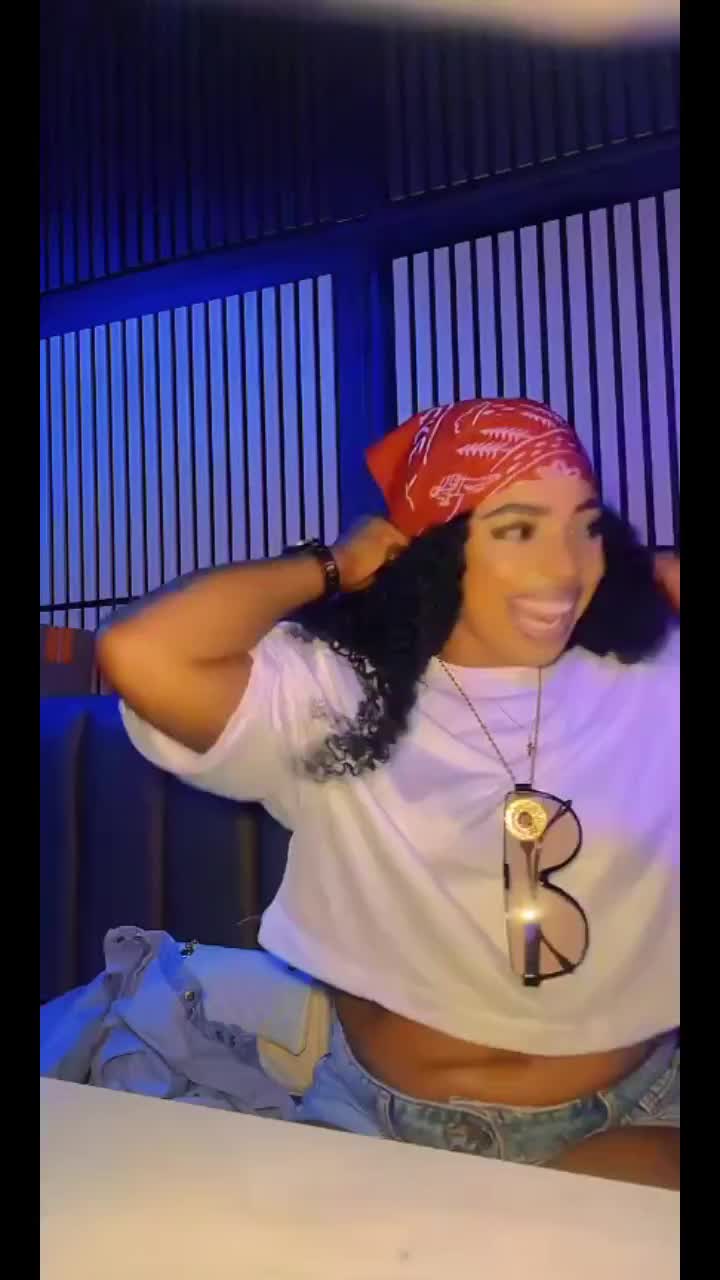 @PINKKITTY&hearts;️TOPGYAL&hearts;️UNRULY&hearts;️🐝