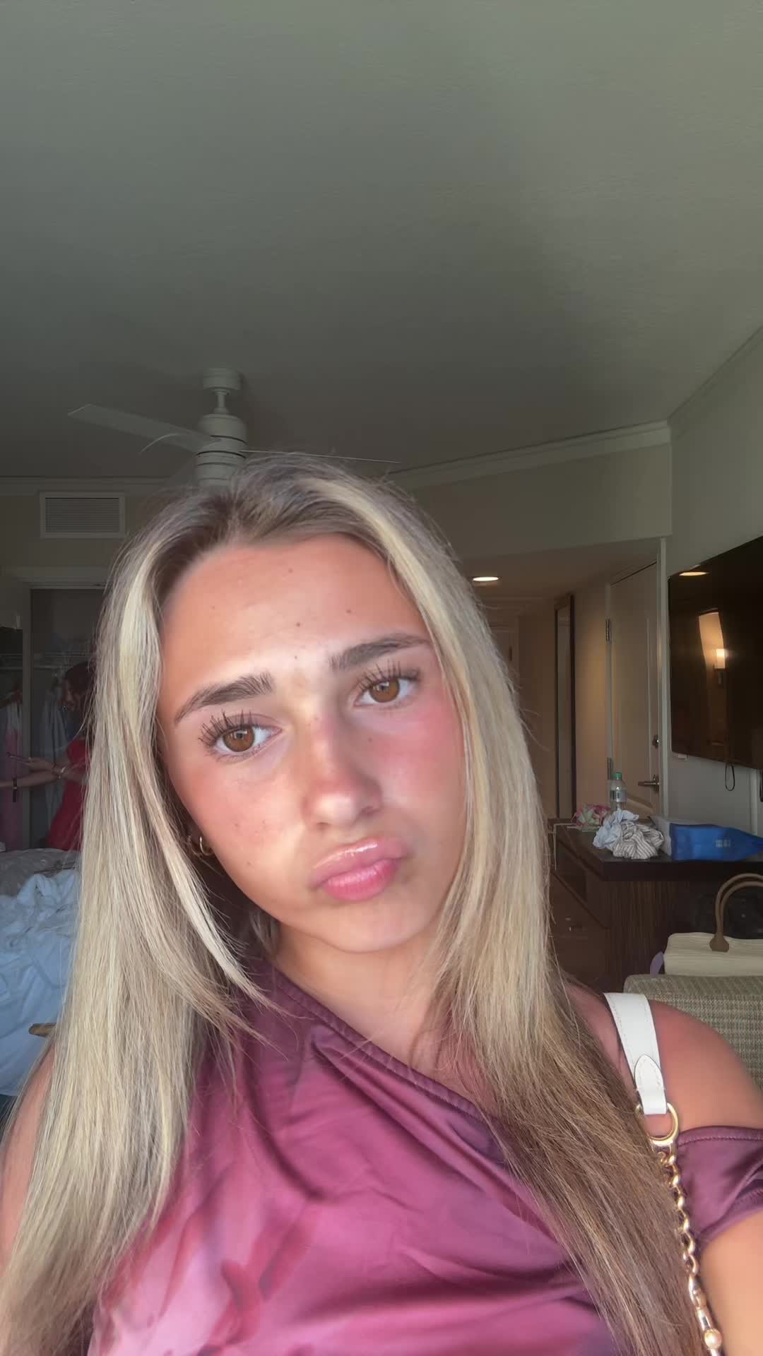 @𝓋𝒾𝓋𝒾𝒶𝓃